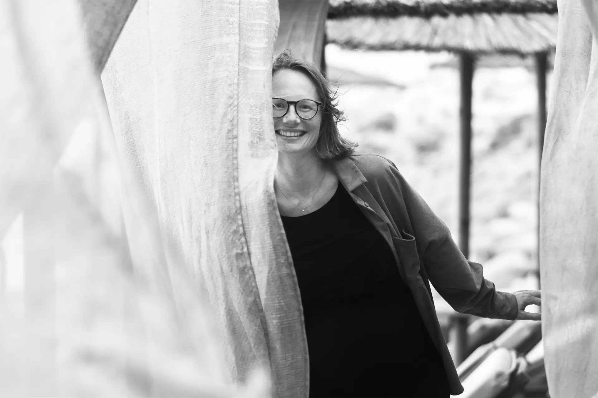 maternity photography at the beach